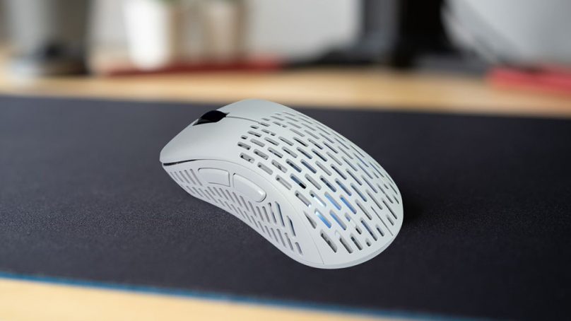 Pulsar Xlite Wireless je odličan perolaki bežični gamerski miš